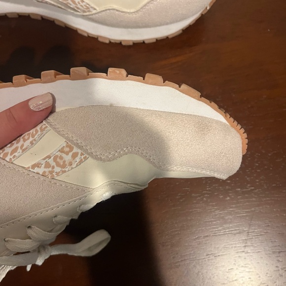 GUC White and Cream Leopard Harman Sneakers - Picture 5 of 7